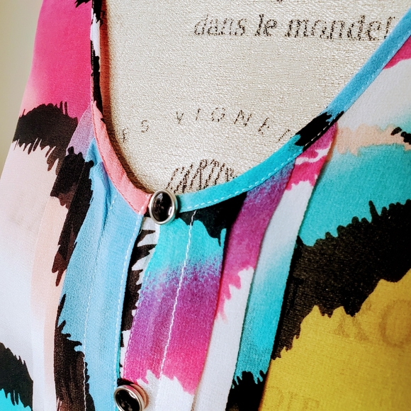 Yumi Kim | Silk Lizzie Watercolor Button Blouse - Picture 5 of 8